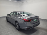 Used 2023 Nissan Altima 2.5 SV image 5
