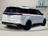 Used 2024 Kia Carnival SX Prestige image 3