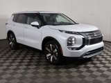 New 2025 Mitsubishi Outlander SE image 2