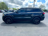 Used 2019 Jeep Grand Cherokee Altitude image 4