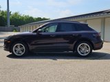 Used 2024 Porsche Macan image 2