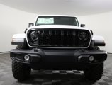 New 2025 Jeep Gladiator Willys image 2
