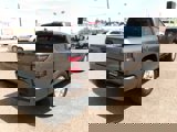 Used 2022 Nissan Frontier SV image 5