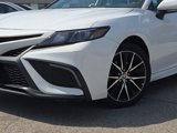 Used 2023 Toyota Camry SE image 3
