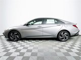 New 2025 Hyundai Elantra SEL image 3