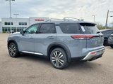 New 2025 Nissan Pathfinder Platinum image 3