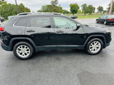 Used 2017 Jeep Cherokee Latitude w/ Cold Weather Group image 5
