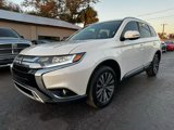 Used 2019 Mitsubishi Outlander SEL image 2