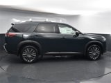 New 2025 Nissan Pathfinder SL w/ SL Premium Package image 3