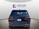 New 2025 Jeep Grand Cherokee Altitude image 3