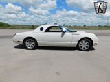 Used 2002 Ford Thunderbird image 3