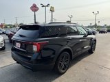 Used 2025 Ford Explorer ST-Line w/ Premium Package image 5