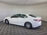 Used 2020 Toyota Camry LE image 3