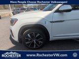 New 2025 Volkswagen Atlas Cross Sport SEL Premium R-Line image 2