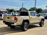 Used 2017 Toyota Tacoma TRD Off-Road image 3