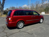 Used 2013 Chrysler Town & Country Limited w/ Luxury Group image 4