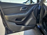 Used 2020 Chevrolet Trax LT w/ LT Convenience Package image 4