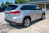 Used 2017 Toyota Highlander FWD V6 image 6
