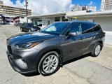 Used 2022 Toyota Highlander Limited image 3