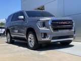 Used 2022 GMC Yukon SLT w/ SLT Premium Package image 2