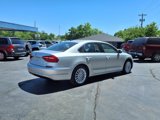 Used 2016 Volkswagen Passat 1.8T SE image 3