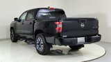 Used 2025 Nissan Frontier SL image 5