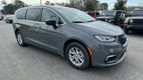 New 2025 Chrysler Pacifica Select image 5