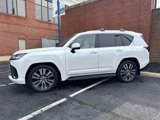 Used 2024 Lexus LX 600 4WD w/ Luxury Package image 4