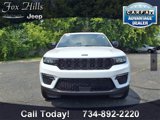 New 2025 Jeep Grand Cherokee Limited image 2