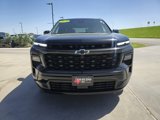 Used 2024 Chevrolet Traverse RS image 2