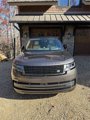 Used 2025 Land Rover Range Rover SE image 2