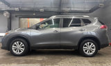Used 2015 Nissan Rogue SV w/ SV Moonroof Package image 2