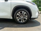 Used 2023 Toyota Highlander XLE image 5