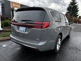 New 2025 Chrysler Pacifica Select image 6
