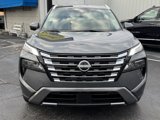Used 2024 Nissan Rogue SL w/ SL Premium Package image 2