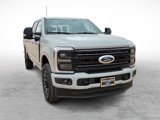 New 2025 Ford F250 4x4 Crew Cab Super Duty image 2