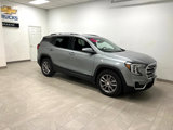 Used 2024 GMC Terrain SLT image 3