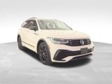Used 2022 Volkswagen Tiguan SE R-Line image 3