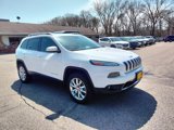Used 2015 Jeep Cherokee Limited image 2