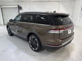 Used 2022 Lincoln Aviator Reserve w/ Equipment Group 201A image 3
