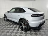 Used 2025 Porsche Macan 4S Electric image 3