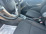 Used 2015 Ford Fiesta SE image 3