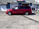Used 2015 Chrysler Town & Country Touring-L image 2