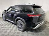 New 2025 Nissan Pathfinder SL w/ SL Premium Package image 5