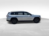 New 2025 Jeep Grand Cherokee L Laredo image 5