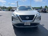Used 2023 Nissan Rogue SV image 2