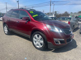 Used 2017 Chevrolet Traverse LT w/ Style and Technology Package image 4