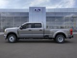 New 2025 Ford F350 4x4 Crew Cab DRW Super Duty image 3