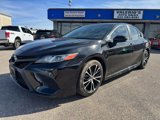 Used 2019 Toyota Camry SE image 2