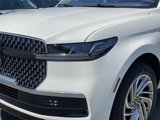 New 2025 Lincoln Navigator L Reserve image 4